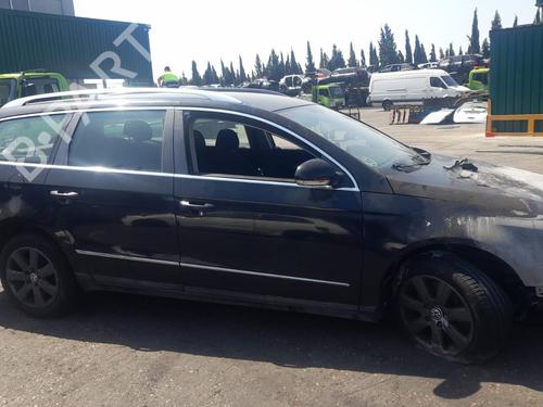 Lampa tylna klapy bagażnika lewa VW PASSAT B6 Variant (3C5)  | BP20722645C79 