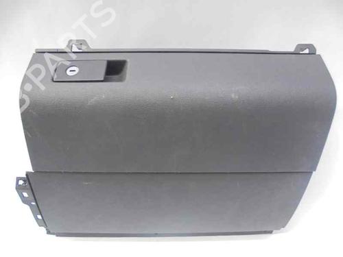 Used Glove box VW TOURAN (1T1, 1T2) 1.9 TDI (90 hp) 6822169