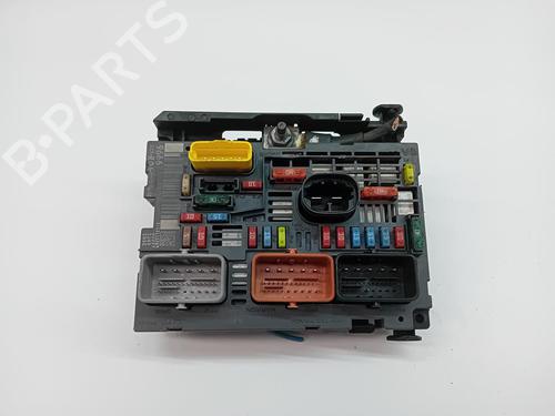 Used Fuse box Fuse box PEUGEOT 308 I (4A_, 4C_) [2007-2016] 33440438 33440438