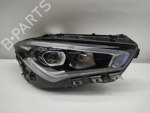 Koplamp rechts MERCEDES-BENZ CLA Shooting Brake (X118) CLA 200 (118.687) (163 hp) 28000382