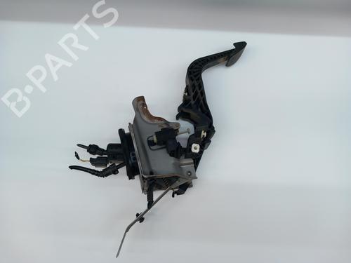 Clutch pedal FORD FOCUS IV (HN)  | BP29546870I13 