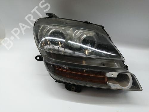 Used Right headlight Right headlight FIAT ULYSSE (179_) 2.2 JTD (128 hp) 33935767 33935767
