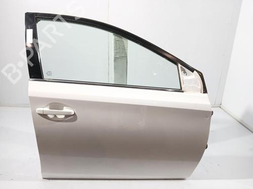 Used Right front door TOYOTA AURIS (_E18_) 1.8 Hybrid (ZWE186_, ZWE186R) (136 hp) 31364197