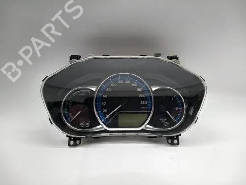 Used Instrument cluster TOYOTA YARIS (_P13_) 1.5 Hybrid (NHP130_, NHP130) (101 hp) 26960421