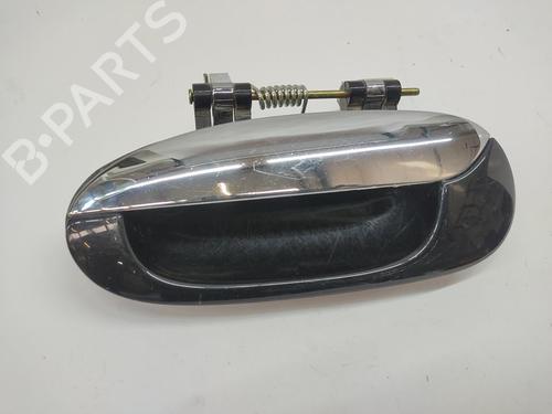 Used Rear left exterior door handle KIA CARENS II MPV (FJ) [2002-2013]  29288893