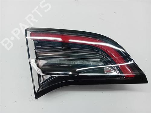 left-tailgate-light-tesla-model-y-5yjy-2019-37247194 main image