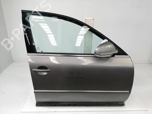 Used Right front door VW PASSAT B5.5 (3B3) 2.5 TDI (163 hp) 17910491