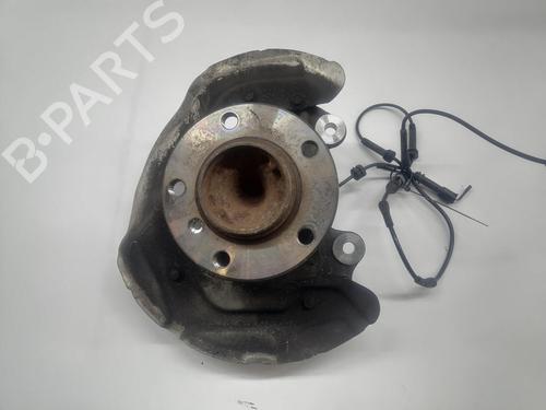 Fusee links voor BMW 3 Touring (F31) 318 d (143 hp) 22788216