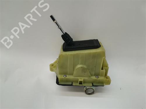 Used Gear lever Gear lever MERCEDES-BENZ C-CLASS (W204) C 200 CDI (204.007, 204.006) (136 hp) 10731328 10731328