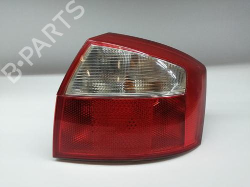 Feu arrière droit AUDI A4 B6 (8E2) 1.8 T (150 hp) 30935655