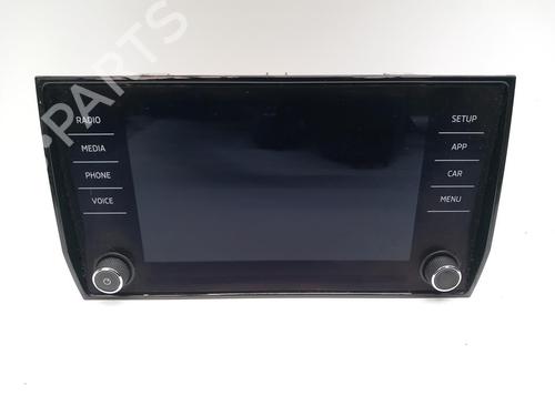 display-skoda-karoq-nu7-nd7-2017-34342217 main image