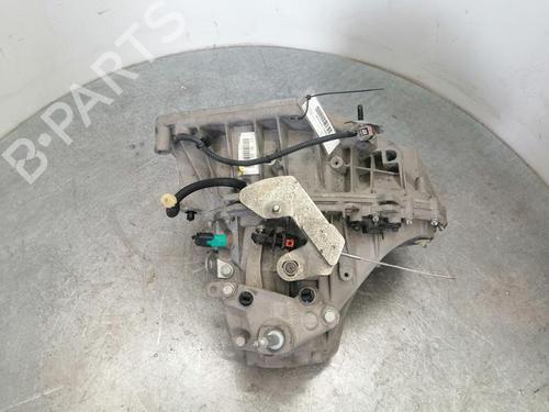 Used Gearbox RENAULT CAPTUR I (J5_, H5_) 1.2 TCe 120 (120 hp) 32169381