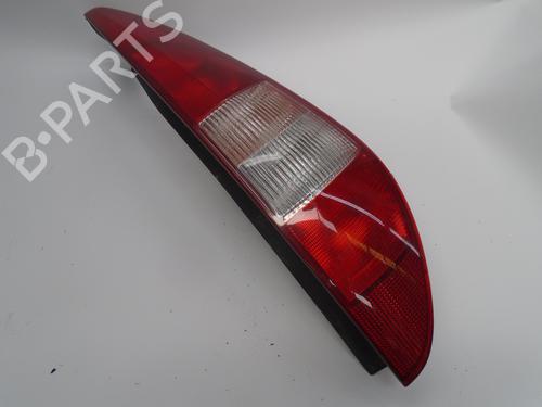 Used Right taillight FORD MONDEO III Turnier (BWY) 2.0 TDCi (130 hp) 7457790