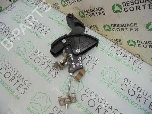 Used Hand brake FIAT 500L (351_, 352_) 1.3 D Multijet (199LXY1A, 199LXY11) (84 hp) 8773240