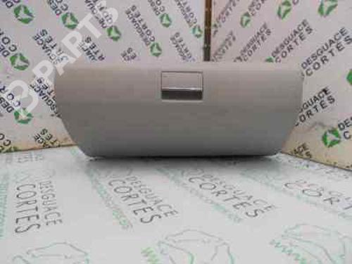 Used Glove box Glove box MERCEDES-BENZ B-CLASS Sports Tourer (W245) B 180 CDI (245.207) (109 hp) 5454778 5454778