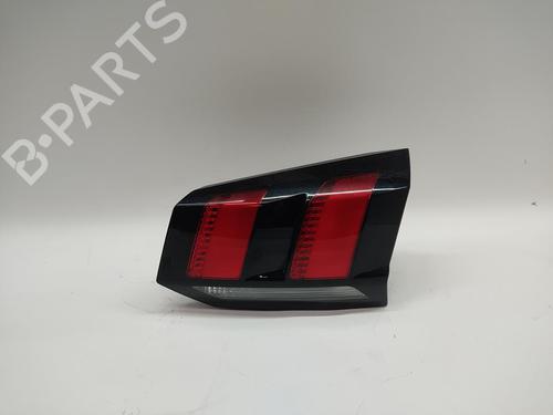 Used Right tailgate light Right tailgate light PEUGEOT 5008 II (MC_, MJ_, MR_, M4_) 1.6 BlueHDi 120 (MCBHZH, MCBHZW) (120 hp) 22364594 22364594