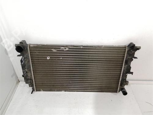 Used Water radiator Water radiator MERCEDES-BENZ SPRINTER 4,6-t Platform/Chassis (B906) 413 CDI (906.153, 906.155, 906.253, 906.255) (129 hp) 18921609 18921609