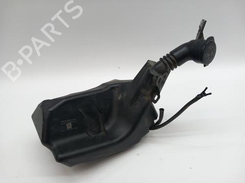 Used Windscreen washer tank Windscreen washer tank TESLA MODEL 3 (5YJ3) [2017-2026] 33620296 33620296