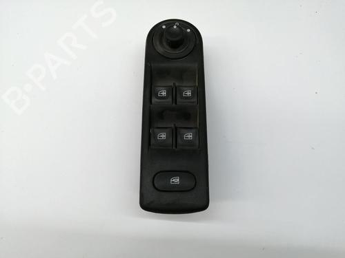 Used Left front window switch RENAULT CAPTUR I (J5_, H5_) [2013-2025]  5683619