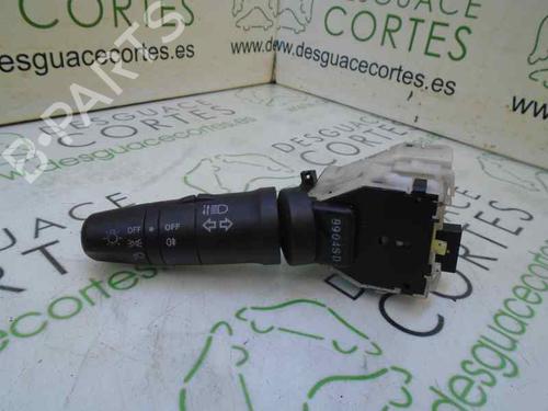 Used Headlight switch NISSAN X-TRAIL II (T31) 2.0 dCi 4x4 (150 hp) 5462291
