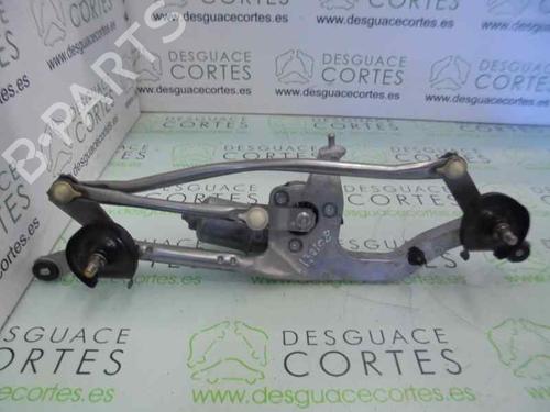 Used Front wiper motor TOYOTA AURIS (_E18_) [2012-2018]  5530071