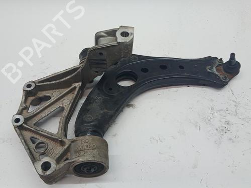 Used Right front suspension arm Right front suspension arm 36879595 36879595