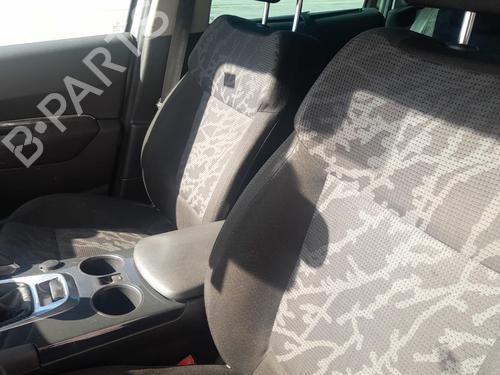 Left front door PEUGEOT 3008 I MPV (0U_) 1.6 HDi | BP27613339C2 