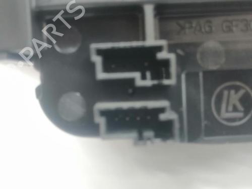 Headlight switch PEUGEOT 3008 II SUV (MC_, MR_, MJ_, M4_) 1.6 BlueHDi 120 | BP29727422I24
