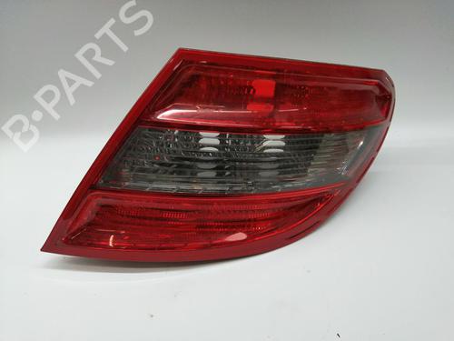 Used Right taillight MERCEDES-BENZ C-CLASS (W204) C 220 CDI (204.008) (170 hp) 22275761