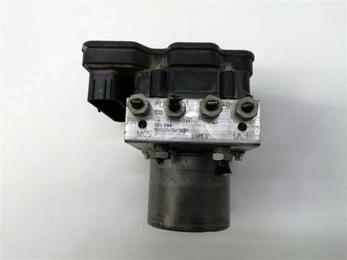 abs-pump-volvo-xc40-536-31445741-31445741-2017-16843032 main image