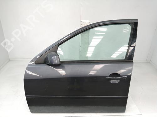 Used Left front door FORD MONDEO III Saloon (B4Y) 2.0 TDCi (130 hp) 18049234