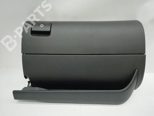 Used Glove box Glove box SEAT LEON (1M1) 1.9 TDI (100 hp) 11109742 11109742