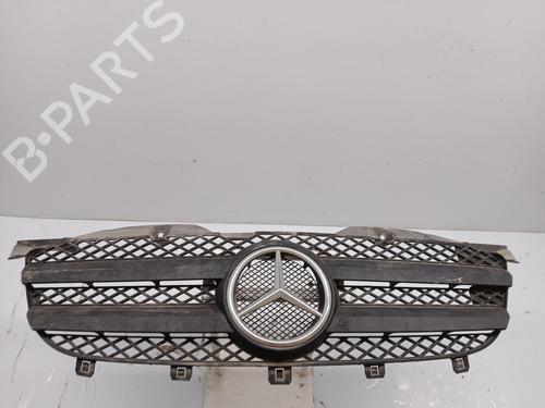 Used Grille MERCEDES-BENZ SPRINTER 3,5-t Van (B907, B910) 316 CDI RWD (907.631, 907.633, 907.635, 907.637) (163 hp) 29322222
