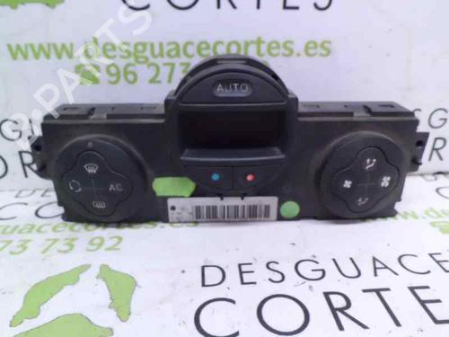 Used Climate control RENAULT MEGANE II (BM0/1_, CM0/1_) [2001-2012]  5466243