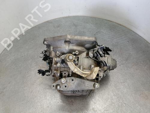 Used Gearbox OPEL ZAFIRA / ZAFIRA FAMILY B (A05) [2005-2019]  30519129
