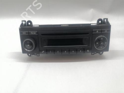 Used Radio Radio MERCEDES-BENZ A-CLASS (W169) A 160 (169.031, 169.331) (95 hp) 29278742 29278742