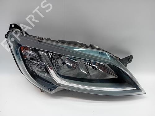 Used Right headlight PEUGEOT BOXER Van 2.0 BlueHDi 130 (130 hp) 29531909