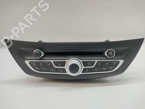 Used Radio RENAULT LAGUNA III (BT0/1) 1.5 dCi (BT00, BT0A, BT0T, BT1J) (110 hp) 30681262