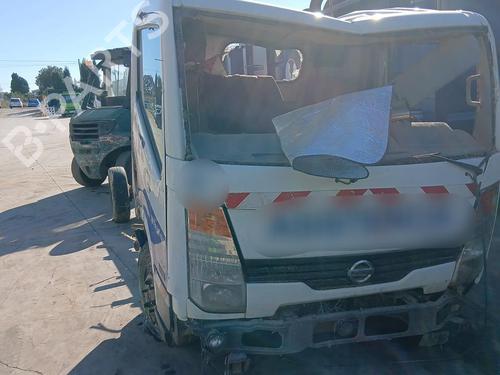 Pièces Détachées Usagées NISSAN CABSTAR (F24M, F24W) [2006-2013]  4343374