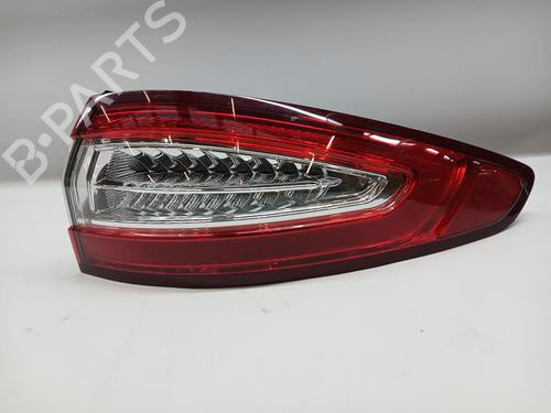 right-taillight-ford-mondeo-v-hatchback-ce-2014-38648421 main image