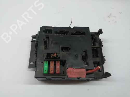Used Fuse box Fuse box SMART FORTWO Coupe (453) 1.0 (453.342, 453.343) (71 hp) 31716322 31716322