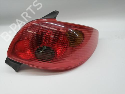 Rückleuchte Rechts für PEUGEOT 206 Hatchback (2A/C) [1998-2012]  30563307