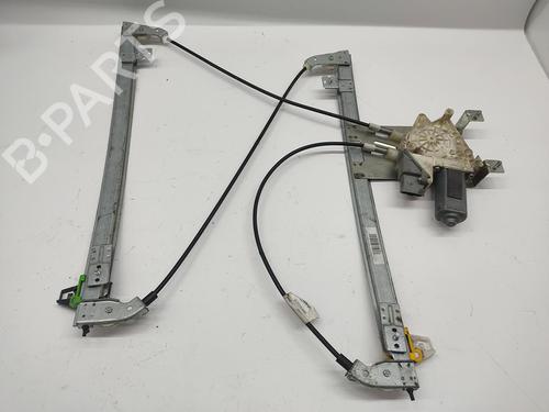 Rudehejsemekanisme ventre foran CITROËN XSARA PICASSO (N68) 1.6 16V (109 hp) 30961602