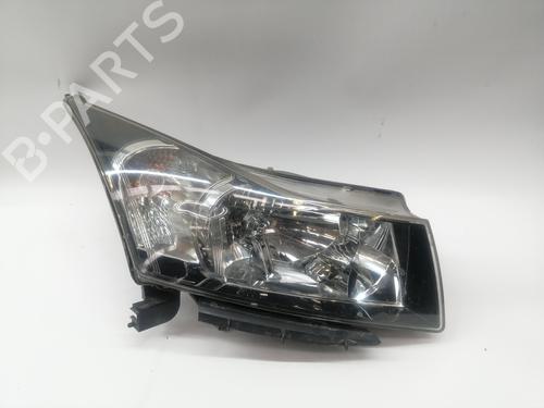 Used Right headlight CHEVROLET CRUZE (J300) 1.7 D (131 hp) 29244156