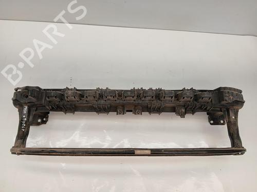 Used Front bumper reinforcement Front bumper reinforcement 36813574 36813574