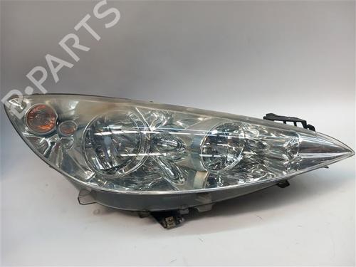 Used Right headlight Right headlight PEUGEOT 308 I (4A_, 4C_) 1.6 HDi (109 hp) 39542046 39542046