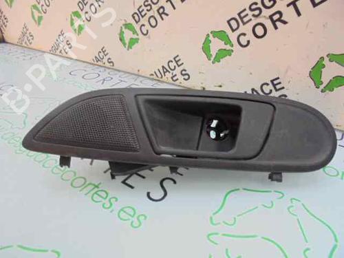 Used Front left interior door handle FORD FIESTA VI (CB1, CCN) 1.5 TDCi (75 hp) 5453611