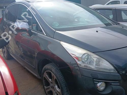 Fuse box PEUGEOT 3008 I MPV (0U_) 1.6 HDi | BP32461397E1 