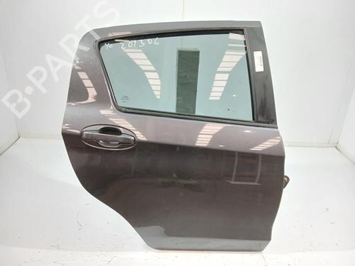 Używane Drzwi tylne prawe TOYOTA YARIS (_P13_) [2010-2020]  30853263