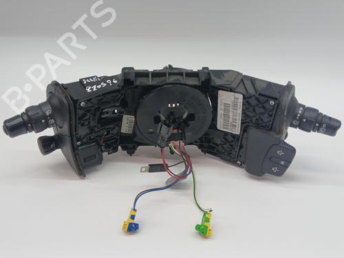 Used Headlight switch Headlight switch 36813683 36813683